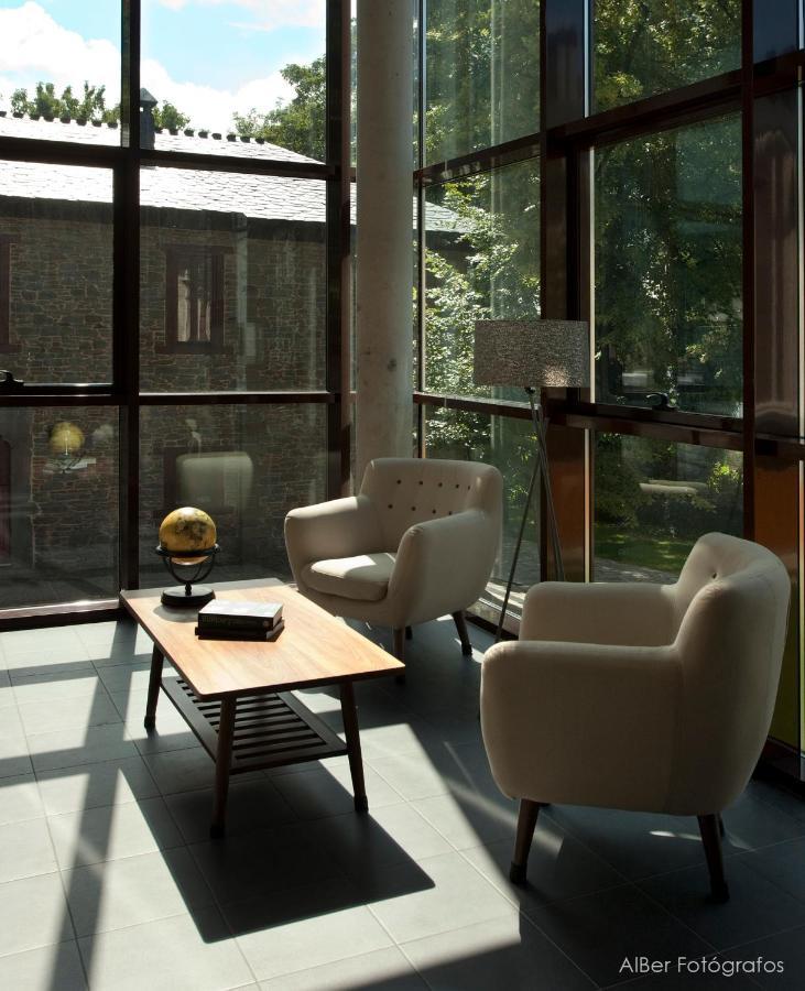Albergue Francisco Giner De Los Rios ビリャブリノ エクステリア 写真