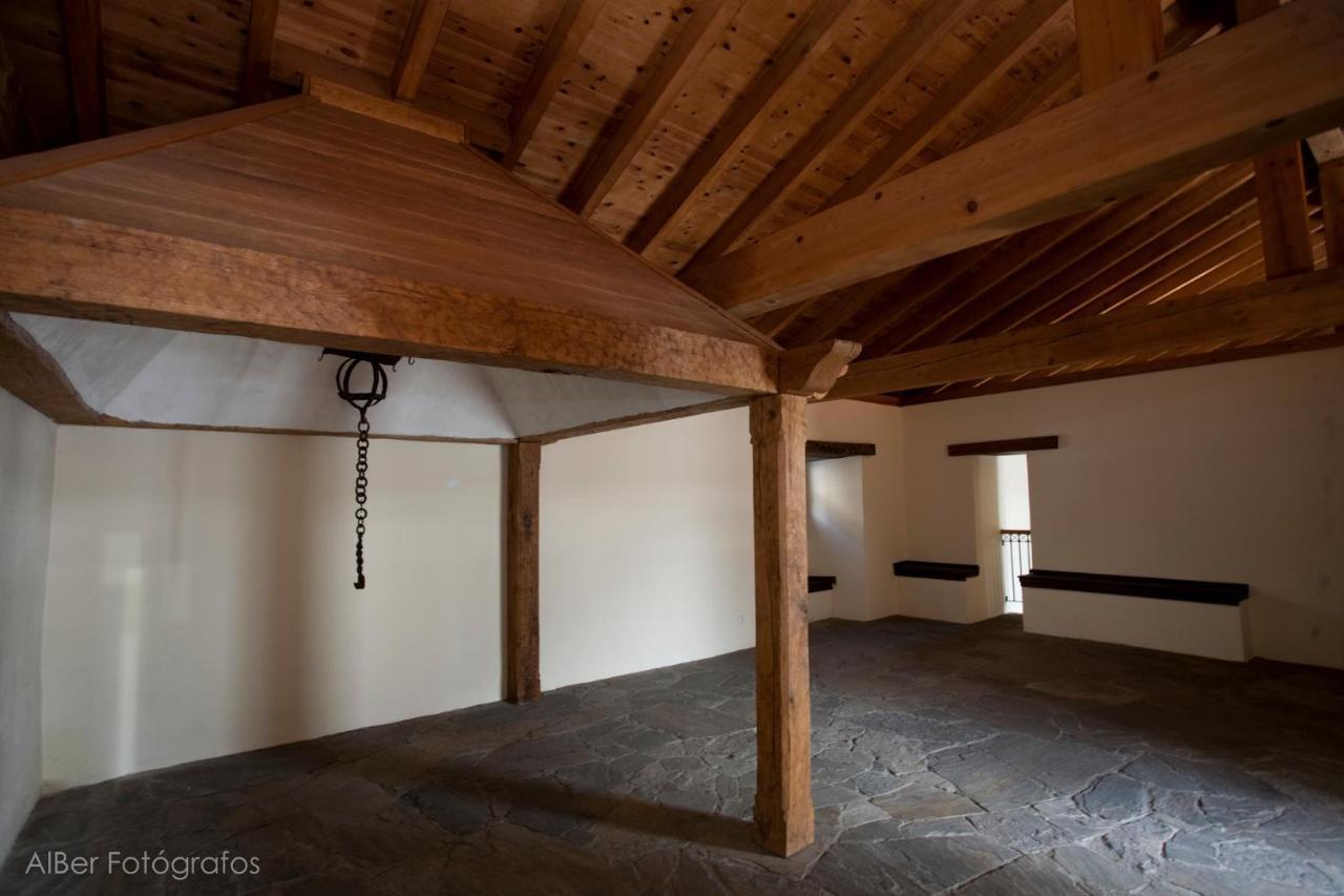 Albergue Francisco Giner De Los Rios ビリャブリノ エクステリア 写真